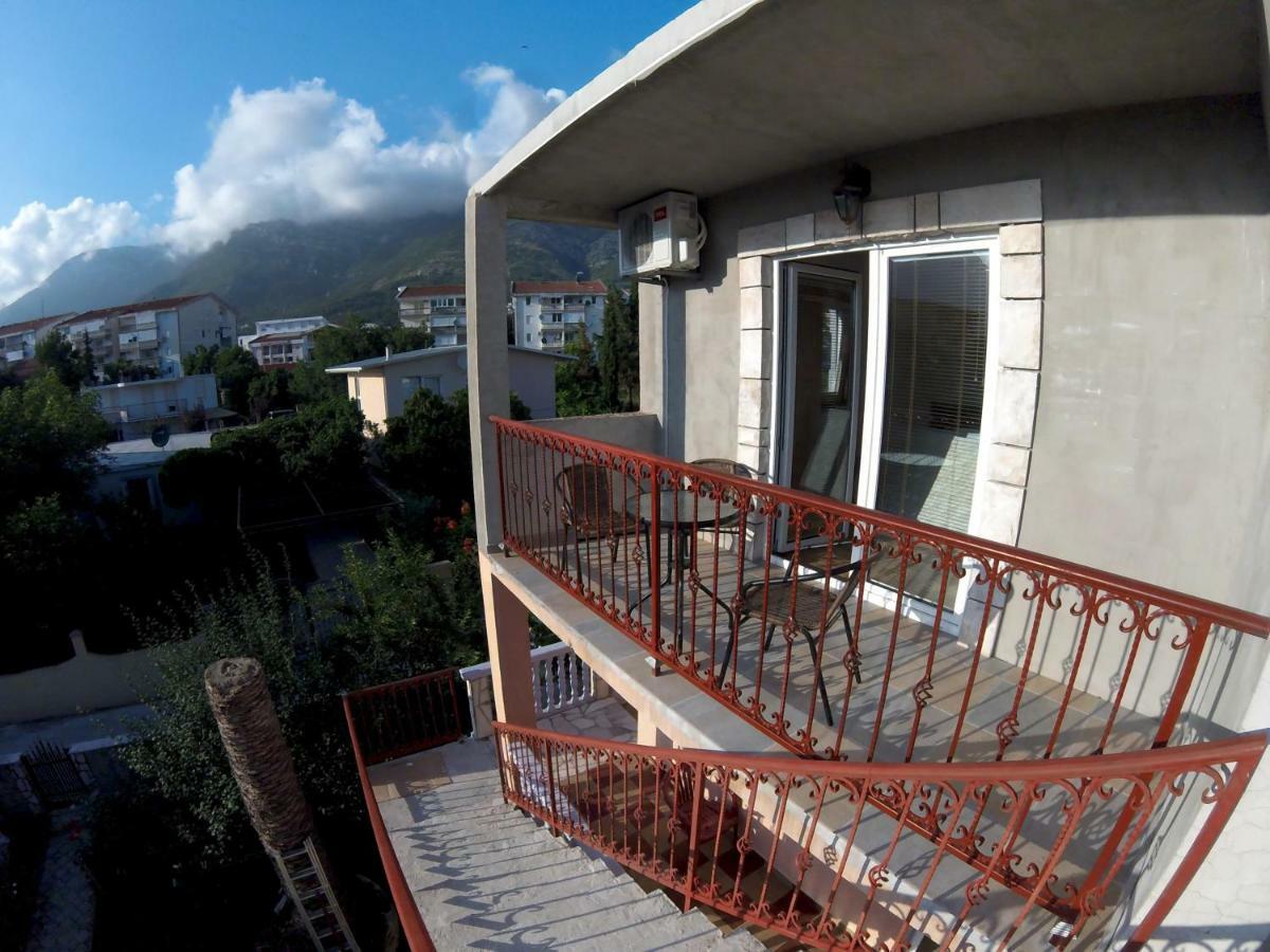 Apartments Lazarevic Сутоморе Экстерьер фото